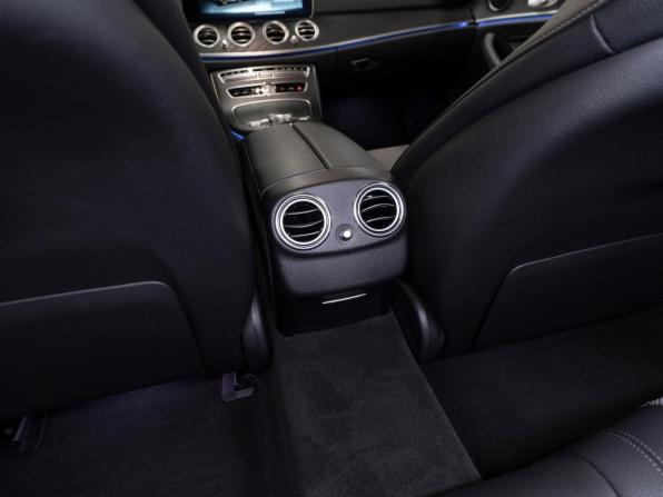 Mercedes-Benz E-Класс V (W213 S213 C238) с пробегом 2017 года, цена 3 400 000 рублей, 82313 км, седан, Автокод Объявления