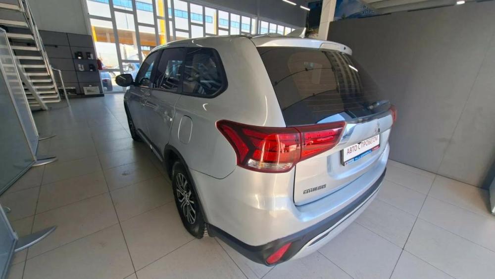 Mitsubishi Outlander III Рестайлинг 2 Уфа  - изображение 5