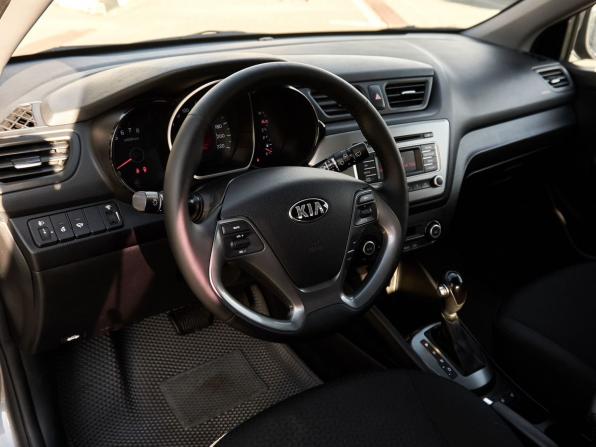 Kia Rio III Рестайлинг с пробегом 2016 года, цена 1 289 000 рублей, 83195 км, хэтчбек, Автокод Объявления
