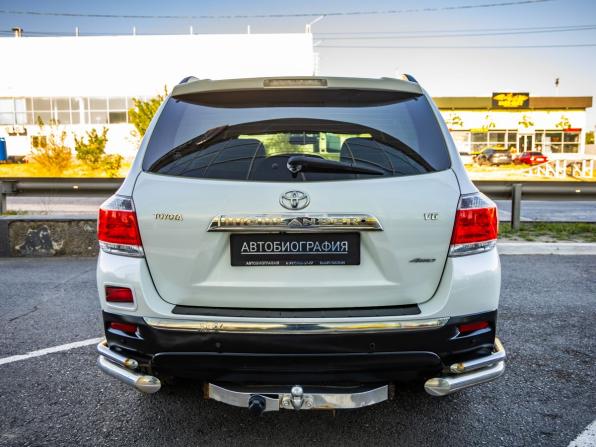 Toyota Highlander II (XU40) Рестайлинг с пробегом 2012 года, цена 1 798 000 рублей, 222317 км, внедорожник, Автокод Объявления