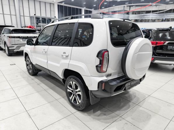 Lada (ВАЗ) Niva Travel I с пробегом 2024 года, цена 1 050 000 рублей, 53556 км, внедорожник, Автокод Объявления
