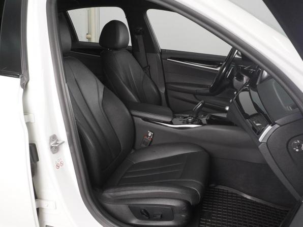 BMW 5 серии VII (G30/G31/G38) с пробегом 2019 года, цена 2 959 000 рублей, 108995 км, седан, Автокод Объявления