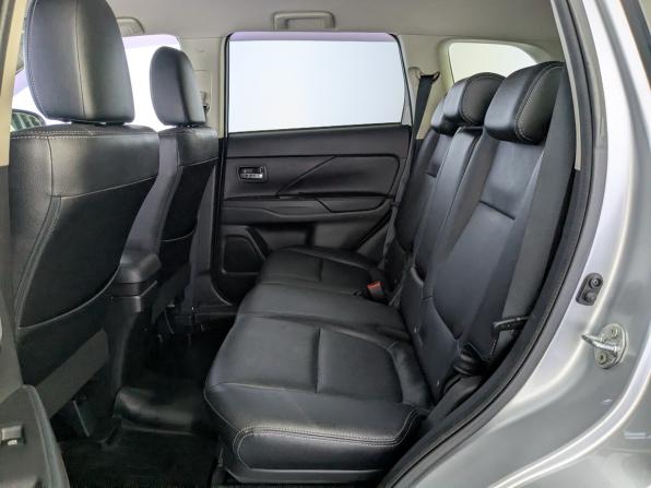 Mitsubishi Outlander III Рестайлинг 2 с пробегом 2015 года, цена 1 735 000 рублей, 158255 км, внедорожник, Автокод Объявления