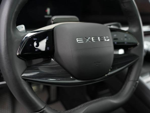 Exeed RX с пробегом 2023 года, цена 2 980 000 рублей, 44000 км, внедорожник, Автокод Объявления