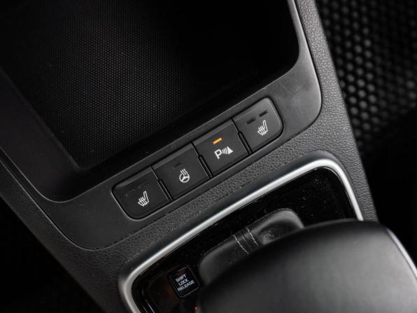 Kia Rio IV Рестайлинг с пробегом 2021 года, цена 1 799 000 рублей, 46019 км, седан, Автокод Объявления