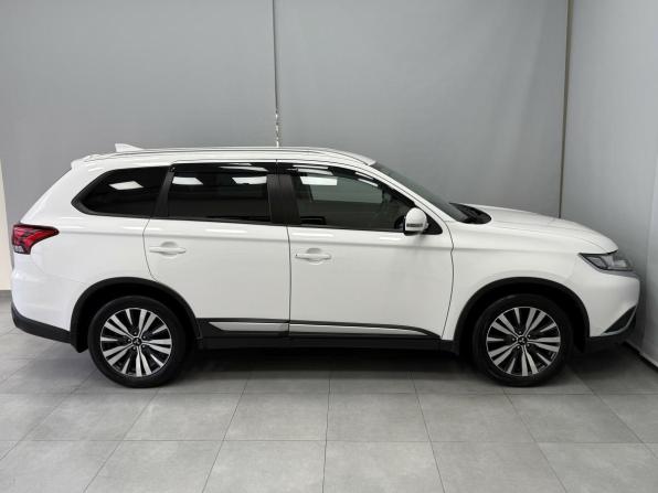 Mitsubishi Outlander III Рестайлинг 3 с пробегом 2020 года, цена 2 535 000 рублей, 103624 км, внедорожник, Автокод Объявления