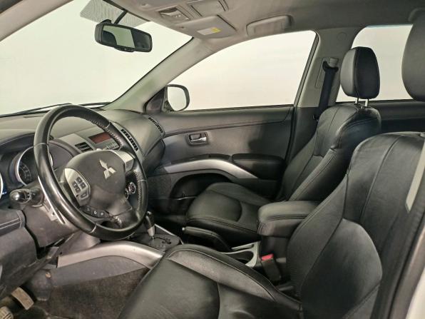 Mitsubishi Outlander II Рестайлинг с пробегом 2012 года, цена 1 199 000 рублей, 164000 км, внедорожник, Автокод Объявления