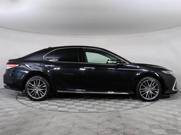 Toyota Camry VIII (XV70) Рестайлинг с пробегом 2023 года, цена 3 470 000 рублей, 29160 км, седан, Автокод Объявления