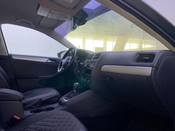 Volkswagen Jetta VI с пробегом 2011 года, цена 599 000 рублей, 294889 км, седан, Автокод Объявления