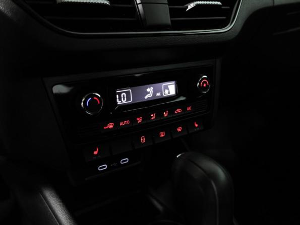 Volkswagen Polo VI с пробегом 2021 года, цена 1 560 000 рублей, 49275 км, лифтбек, Автокод Объявления