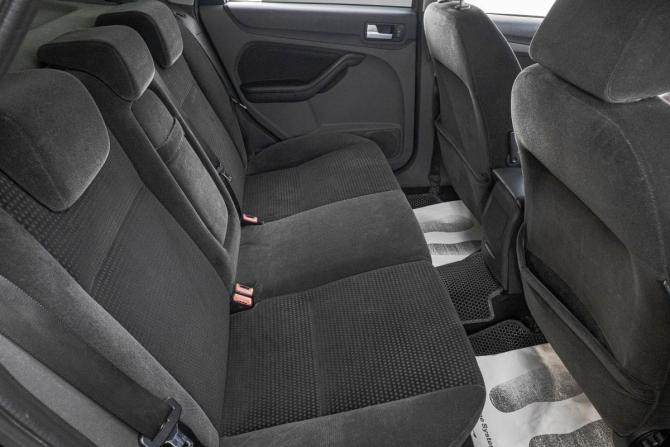 Ford Focus II с пробегом 2006 года, цена 659 000 рублей, 380000 км, седан, Автокод Объявления