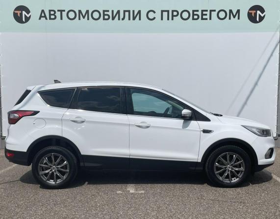 Ford Kuga II Рестайлинг с пробегом 2018 года, цена 1 875 000 рублей, 135705 км, внедорожник, Автокод Объявления