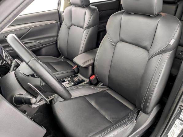 Mitsubishi Outlander III Рестайлинг 3 с пробегом 2019 года, цена 2 850 000 рублей, 48759 км, внедорожник, Автокод Объявления