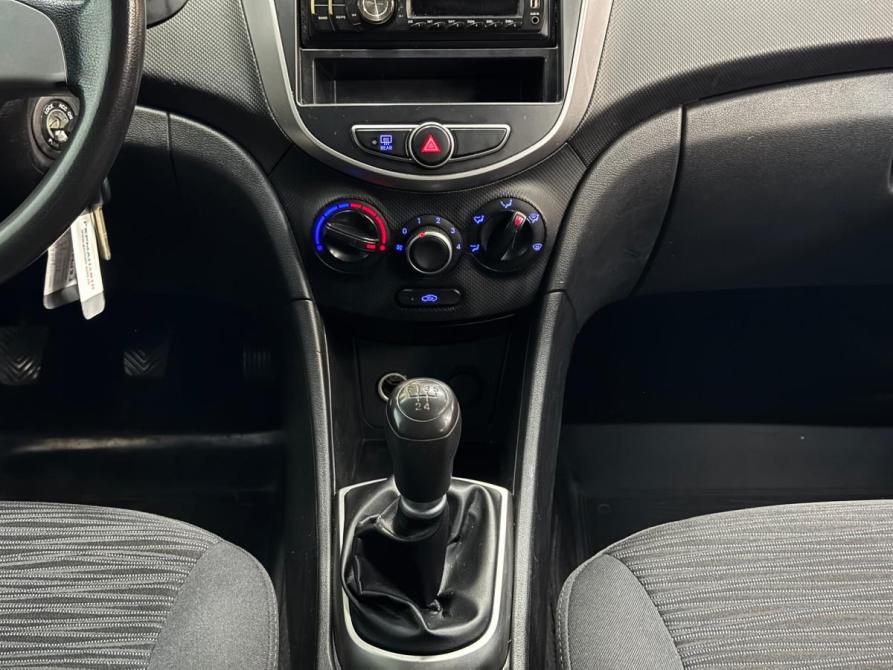 Hyundai Solaris I Рестайлинг Набережные Челны  - изображение 12