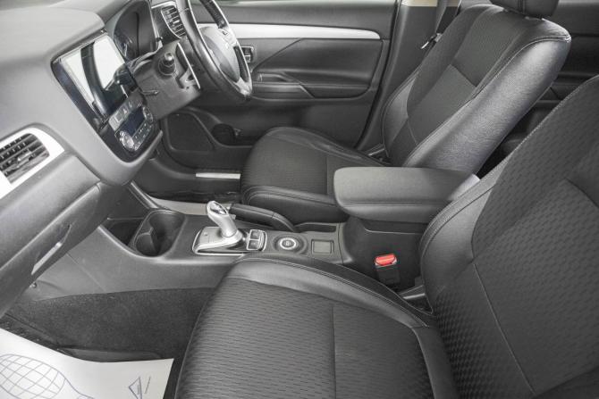 Mitsubishi Outlander III Рестайлинг с пробегом 2014 года, цена 1 689 000 рублей, 98000 км, внедорожник, Автокод Объявления