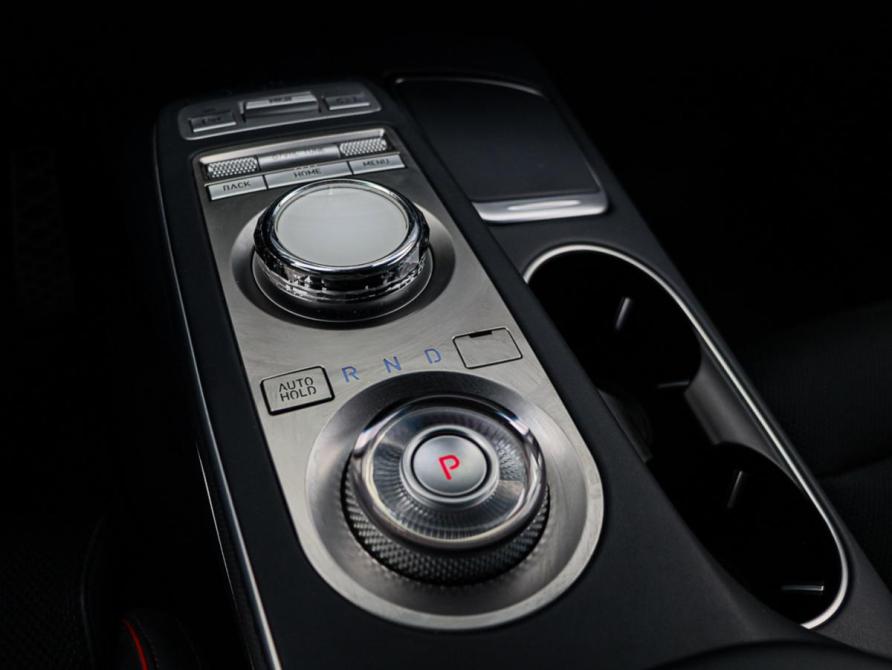 Genesis GV70 I Москва  - изображение 36
