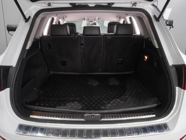 Volkswagen Touareg II с пробегом 2013 года, цена 2 099 000 рублей, 197327 км, внедорожник, Автокод Объявления