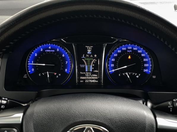 Toyota Camry VII (XV50) Рестайлинг с пробегом 2015 года, цена 1 868 000 рублей, 227640 км, седан, Автокод Объявления