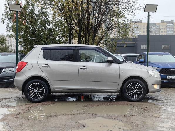Skoda Fabia II Рестайлинг с пробегом 2013 года, цена 799 000 рублей, 156000 км, хэтчбек, Автокод Объявления