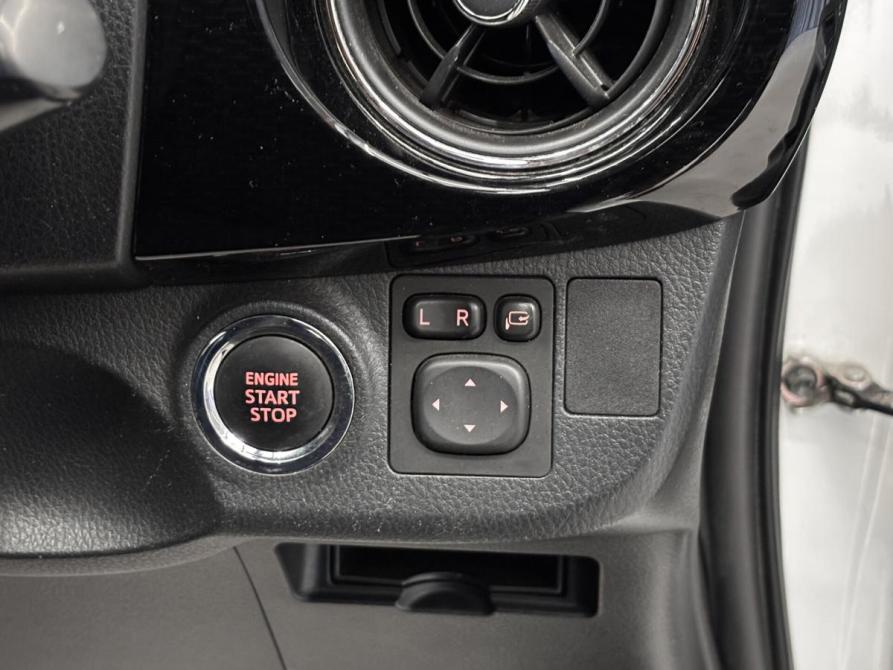 Toyota Vitz III (XP130) Рестайлинг 2 Красноярск  - изображение 17