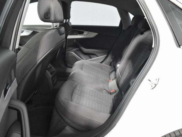 Audi A4 V (B9) с пробегом 2016 года, цена 1 950 000 рублей, 138462 км, седан, Автокод Объявления
