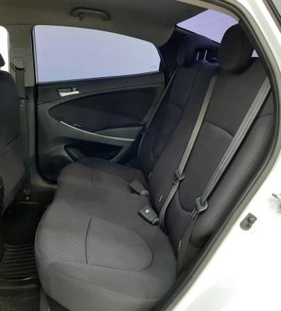 Hyundai Solaris I Рестайлинг с пробегом 2015 года, цена 1 090 000 рублей, 121506 км, седан, Автокод Объявления