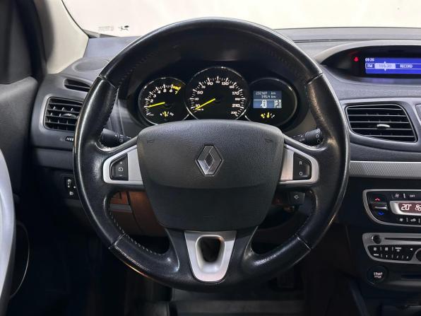Renault Megane III Рестайлинг с пробегом 2012 года, цена 520 000 рублей, 233000 км, хэтчбек, Автокод Объявления