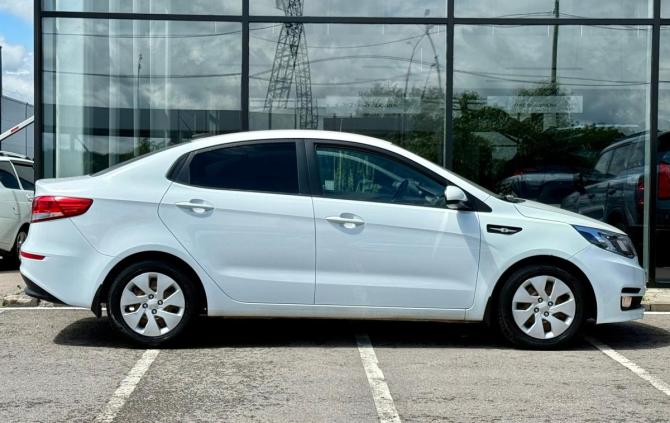 Kia Rio III Рестайлинг с пробегом 2017 года, цена 1 160 000 рублей, 106691 км, седан, Автокод Объявления