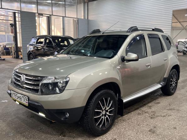 Renault Duster I с пробегом 2013 года, цена 898 000 рублей, 95302 км, внедорожник, Автокод Объявления