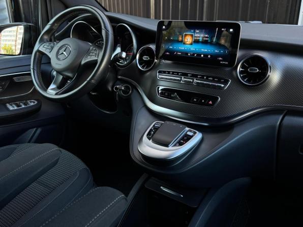 Mercedes-Benz V-Класс III (W447) Рестайлинг с пробегом 2021 года, цена 5 990 000 рублей, 81200 км, минивэн, Автокод Объявления