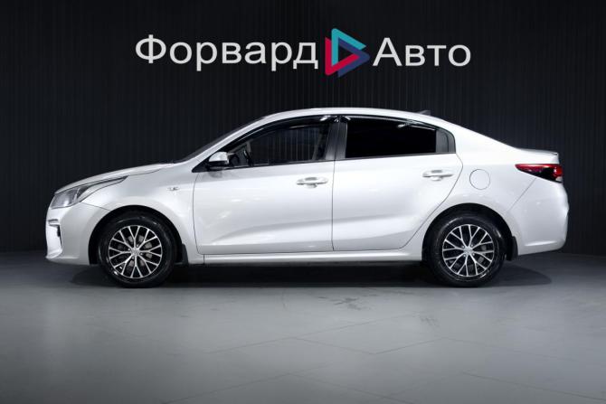 Kia Rio IV с пробегом 2017 года, цена 1 099 000 рублей, 214500 км, седан, Автокод Объявления