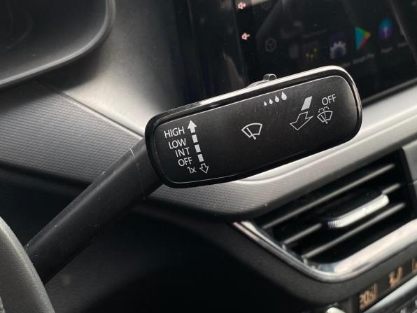 Skoda Rapid II с пробегом 2020 года, цена 779 000 рублей, 268756 км, лифтбек, Автокод Объявления