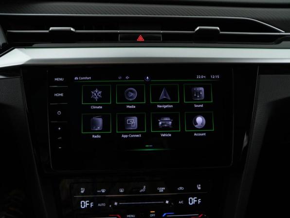 Volkswagen Passat CC II Рестайлинг с пробегом 2022 года, цена 4 999 050 рублей, 22644 км, лифтбек, Автокод Объявления