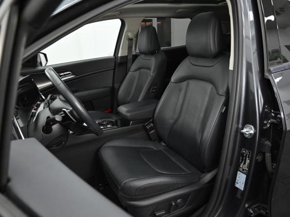 Kia Sportage V с пробегом 2021 года, цена 2 599 000 рублей, 63000 км, внедорожник, Автокод Объявления