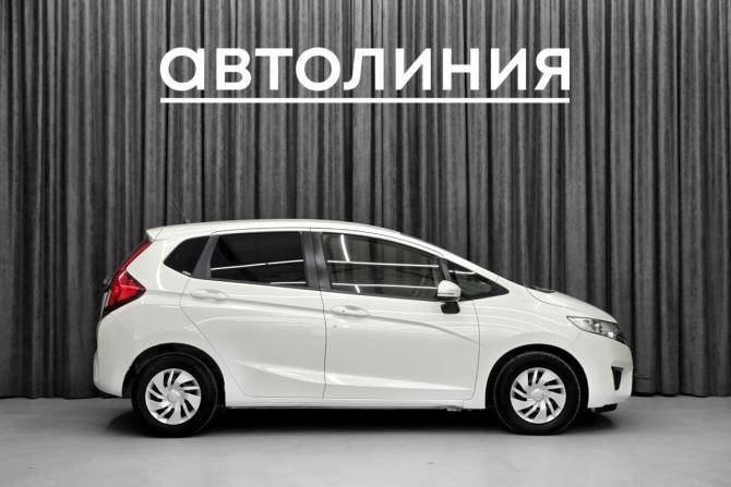 Honda Fit III с пробегом 2014 года, цена 899 000 рублей, 157000 км, хэтчбек, Автокод Объявления