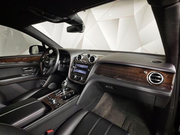 Bentley Bentayga I с пробегом 2017 года, цена 8 800 000 рублей, 99713 км, внедорожник, Автокод Объявления