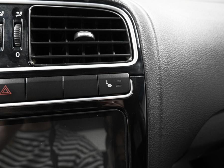 Volkswagen Polo V Рестайлинг Тверь  - изображение 17