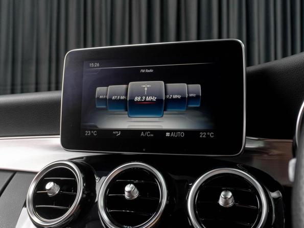 Mercedes-Benz C-Класс IV (W205) с пробегом 2015 года, цена 1 899 000 рублей, 33087 км, седан, Автокод Объявления