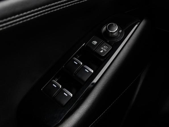 Mazda 6 III (GJ) Рестайлинг 2 с пробегом 2022 года, цена 2 899 000 рублей, 93765 км, седан, Автокод Объявления