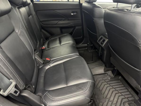 Mitsubishi Outlander III Рестайлинг 3 с пробегом 2021 года, цена 2 390 000 рублей, 97808 км, внедорожник, Автокод Объявления