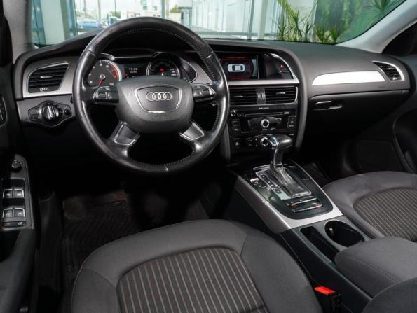 Audi A4 IV (B8) Рестайлинг с пробегом 2013 года, цена 848 000 рублей, 281756 км, седан, Автокод Объявления