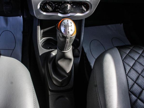 Renault Sandero I с пробегом 2013 года, цена 700 000 рублей, 137000 км, хэтчбек, Автокод Объявления