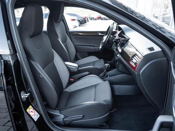 Volkswagen Polo VI с пробегом 2022 года, цена 1 605 000 рублей, 125344 км, лифтбек, Автокод Объявления