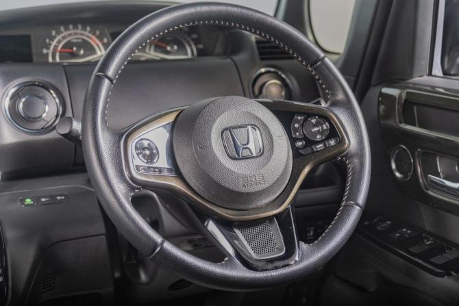 Honda N-BOX II с пробегом 2019 года, цена 999 000 рублей, 106000 км, микровэн, Автокод Объявления