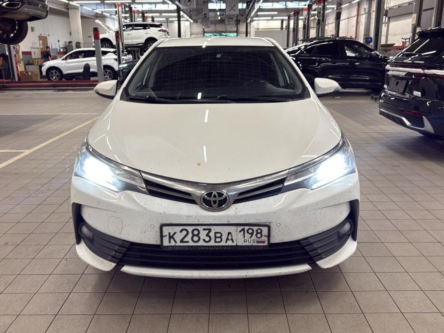 Toyota Corolla XI (E160 E170 E180) Рестайлинг 1 Санкт-Петербург  - изображение 1