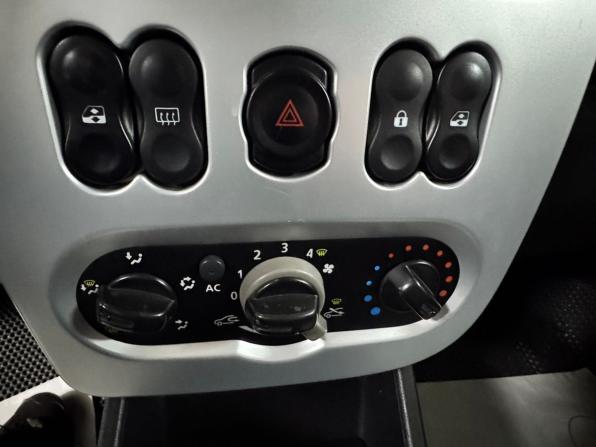 Renault Sandero I с пробегом 2011 года, цена 449 000 рублей, 216092 км, хэтчбек, Автокод Объявления