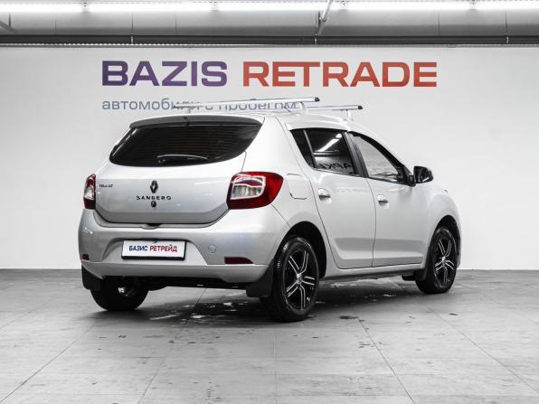 Renault Sandero II с пробегом 2015 года, цена 600 000 рублей, 217798 км, хэтчбек, Автокод Объявления