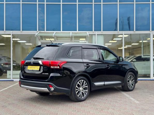 Mitsubishi Outlander III Рестайлинг 2 с пробегом 2015 года, цена 1 890 000 рублей, 151170 км, внедорожник, Автокод Объявления