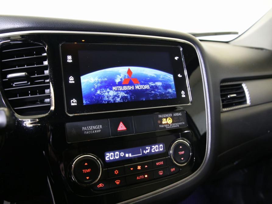 Mitsubishi Outlander III Рестайлинг 2 Санкт-Петербург  - изображение 16