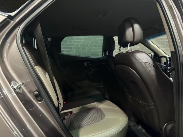 Hyundai ix35 I Рестайлинг с пробегом 2014 года, цена 1 539 000 рублей, 118351 км, внедорожник, Автокод Объявления